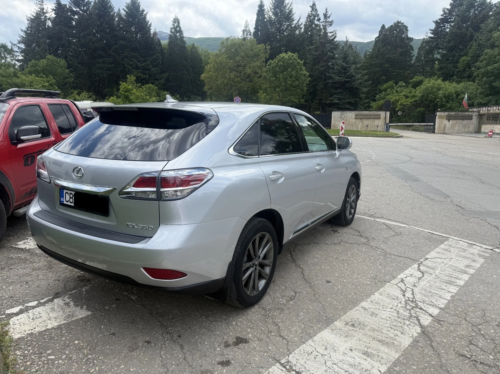 Lexus RX 350 F-Sport/8-степенен автомат /ГАЗ - изображение 6