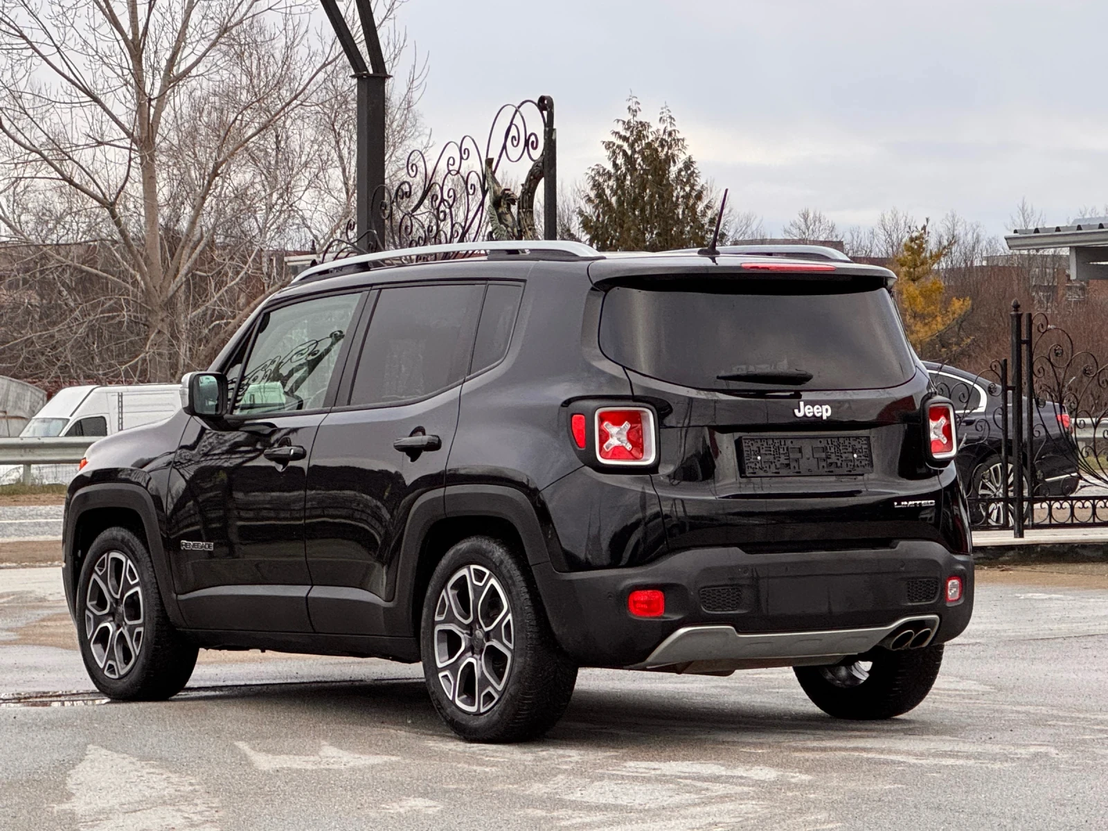 Jeep Renegade 1.4i TURBO ������� ������ | Mobile.bg � ����������� 11