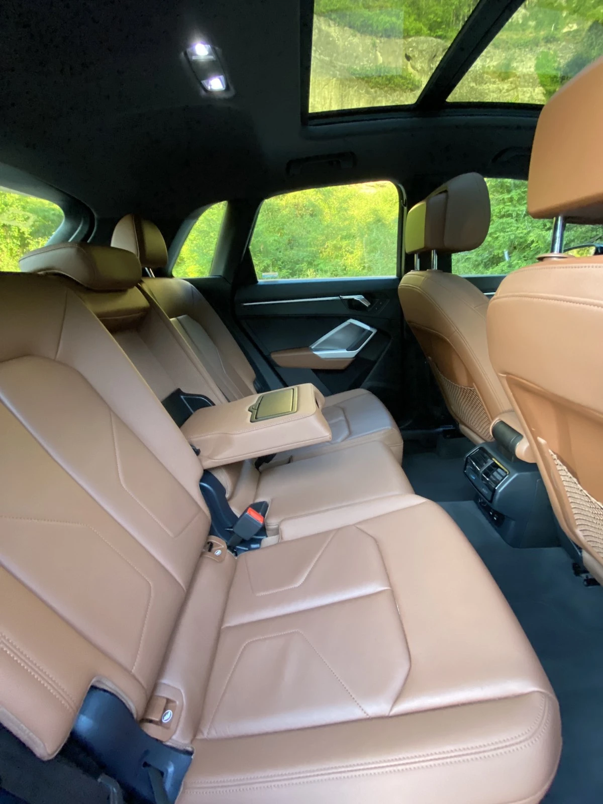 Audi Q3 2.0 TFSI S-LINE, снимка 13 - Автомобили и джипове - 53829559