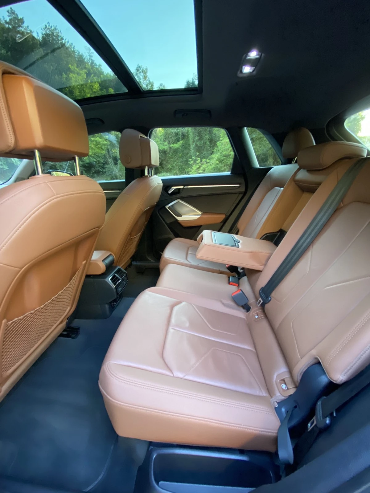 Audi Q3 2.0 TFSI S-LINE, снимка 14 - Автомобили и джипове - 53829559