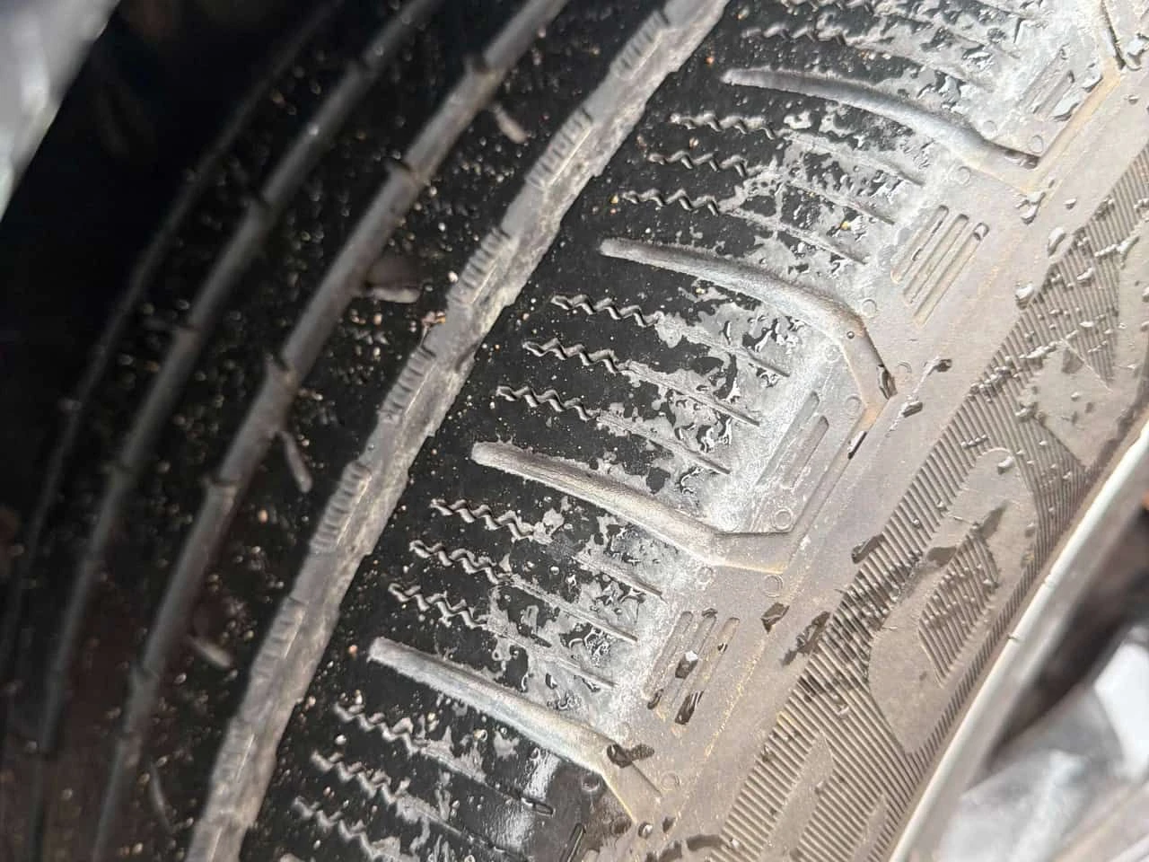 Mercedes-Benz GLE 450 COUPE/ОБДУХВАНЕ/BURMESTER/ПАНОРАМА/HEAD-UP, снимка 6 - Автомобили и джипове - 54075719