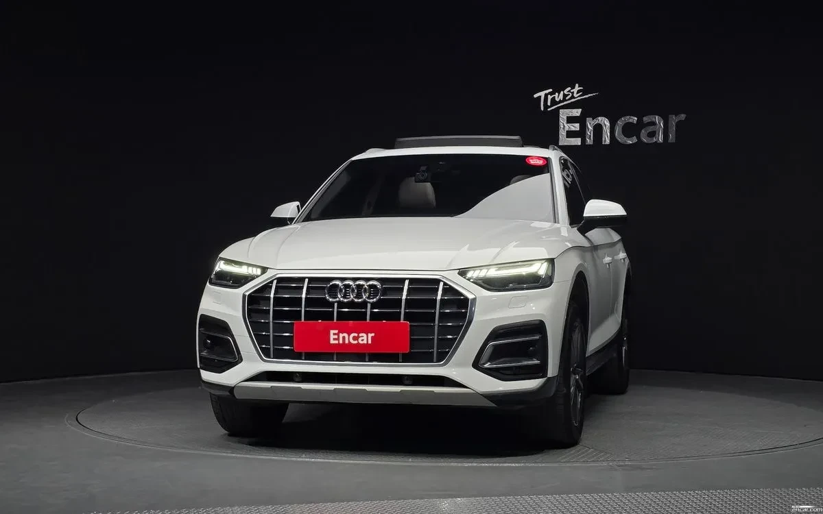 Audi Q5 45TFSI QUATTRO| MATRIX| ПОДГРЕВ| ПАНО, снимка 3 - Автомобили и джипове - 54459738
