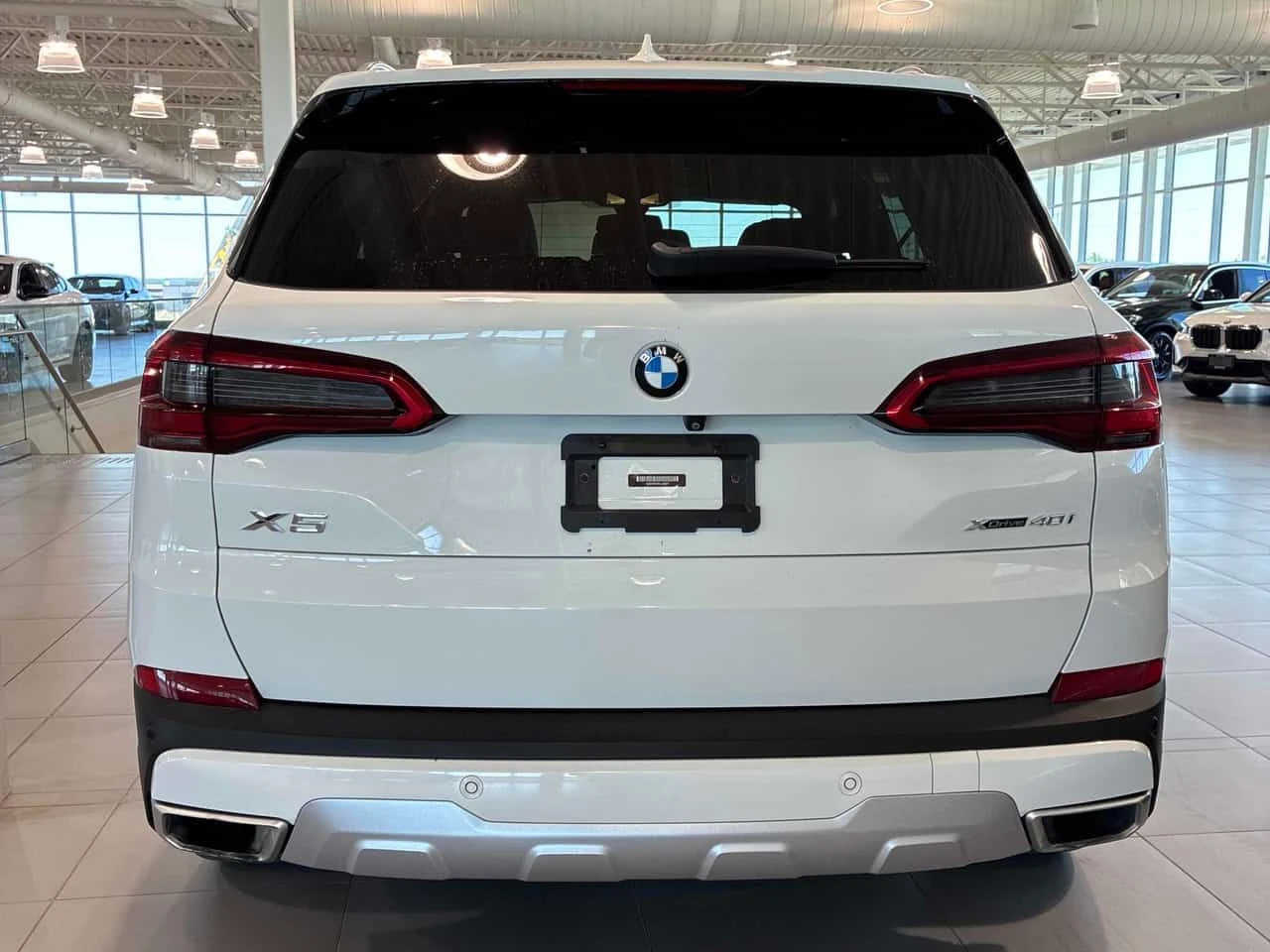 BMW X5 | xDrive40i | HARMAN KARDON | ПАНОРАМА | CARFAX | , снимка 4 - Автомобили и джипове - 54995075