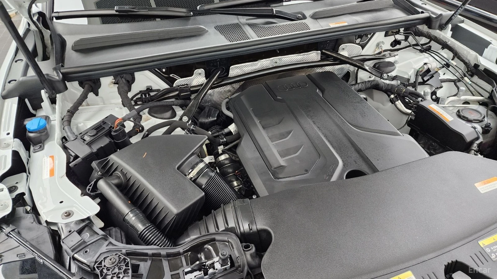 Audi Q5 40TFSI* QUATTRO* S LINE* ПОДГРЕВ* ОБДУХ* ПАНО* 360, снимка 5 - Автомобили и джипове - 55533035