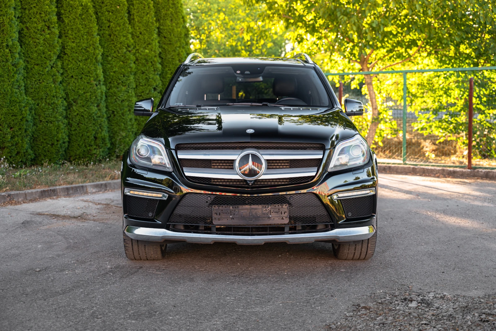 Mercedes-Benz GL 350 4MATIC, AMG, Distronic Plus, 360, Airmatic        , снимка 8 - Автомобили и джипове - 55849504