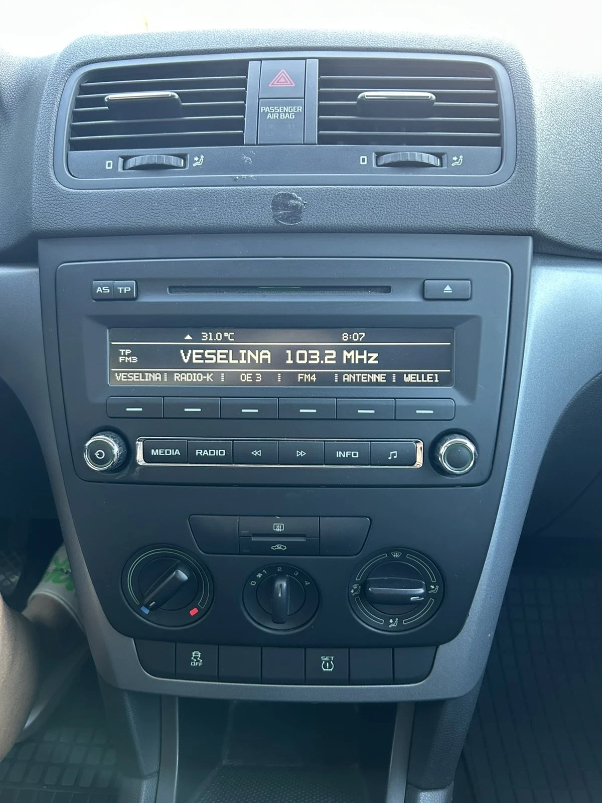 Skoda Yeti 75000�� 2.0TDI 4�4 | Mobile.bg � ����������� 12