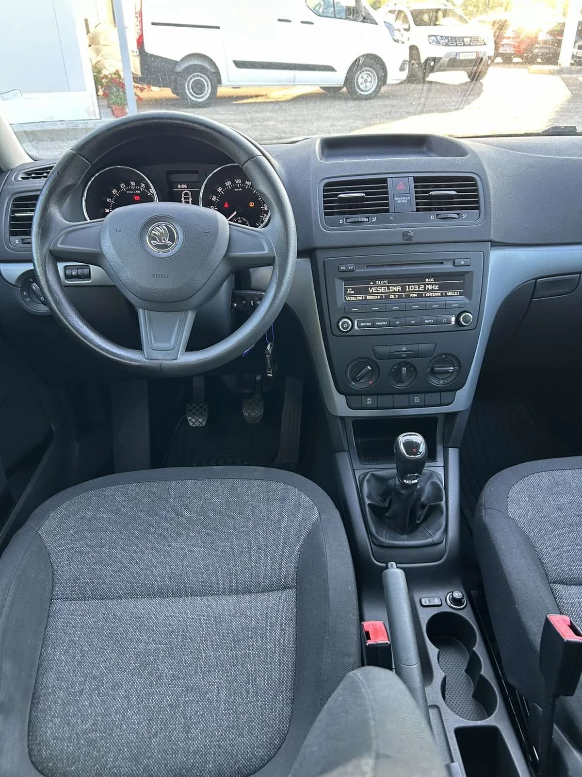 Skoda Yeti 75000�� 2.0TDI 4�4 | Mobile.bg � ����������� 8