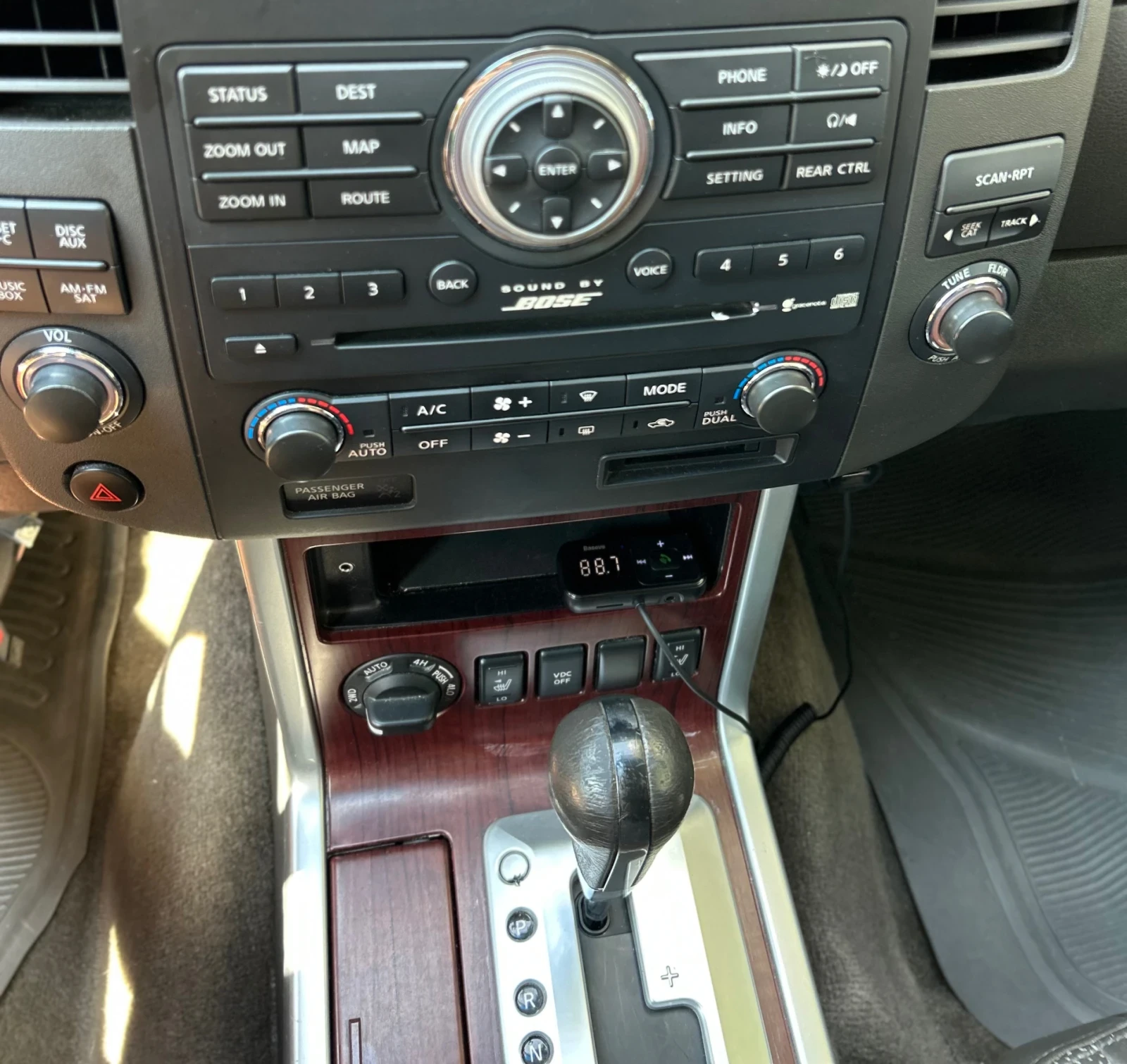 Nissan Pathfinder LE 5.6 V8 LPG, снимка 10 - Автомобили и джипове - 55970102