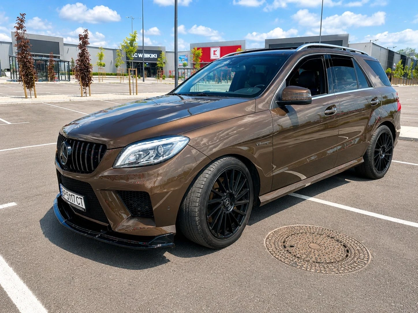 Mercedes-Benz ML 350 6.3AMG Individual, снимка 2 - Автомобили и джипове - 56156112