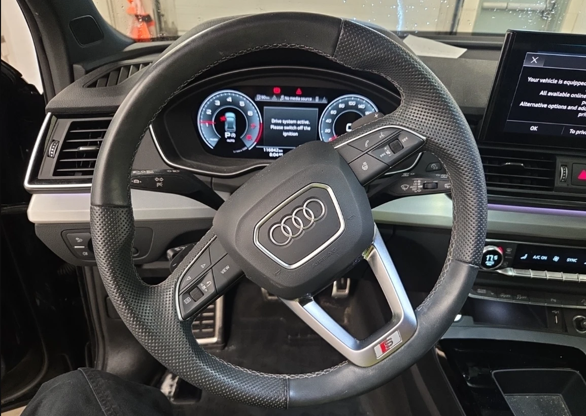 Audi Q5 S-line* QUATTRO* Black optic* Пано* Подгрев* VIRTU, снимка 9 - Автомобили и джипове - 56187478