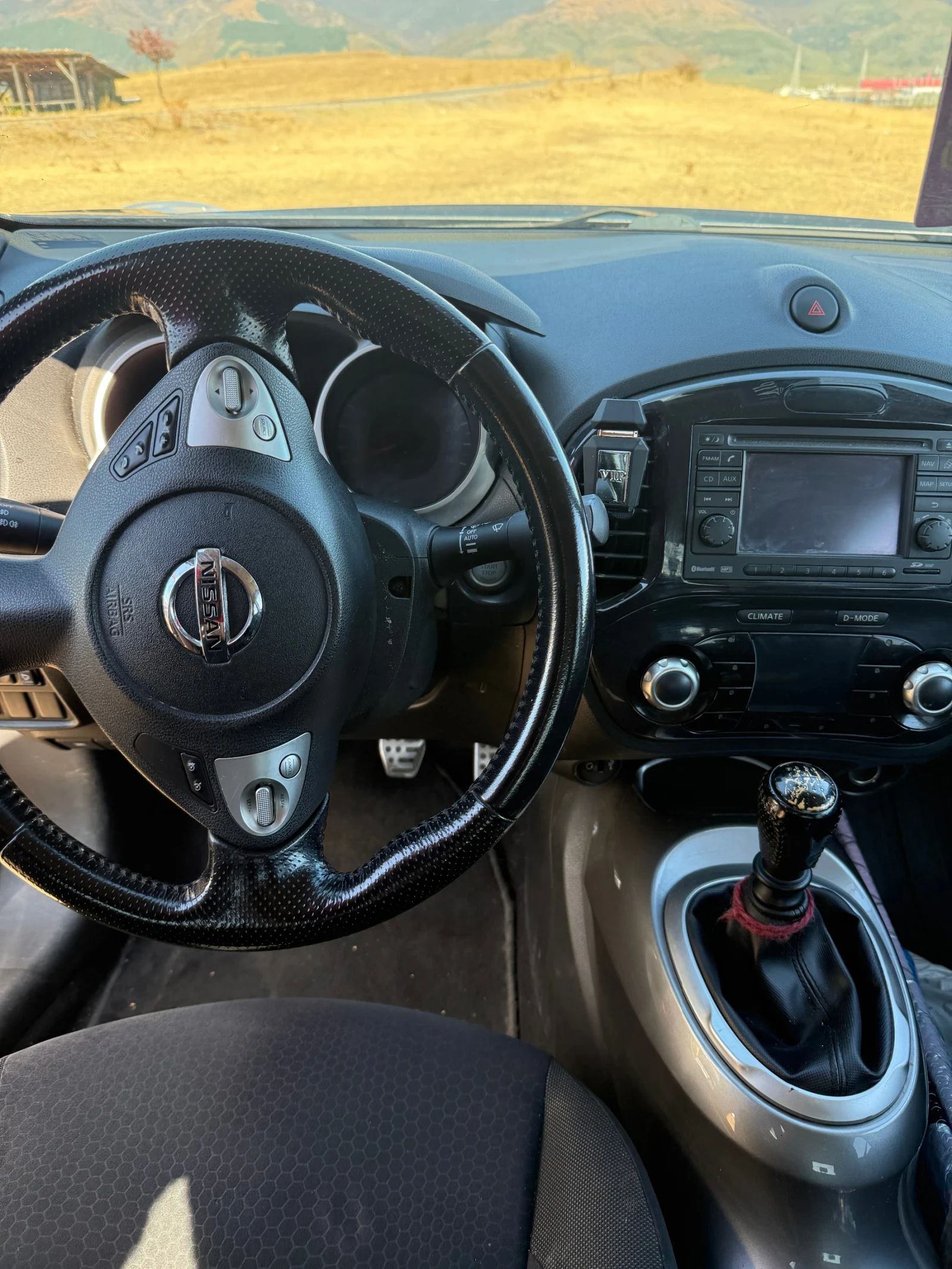 Nissan Juke 1.6, снимка 7 - Автомобили и джипове - 56373950