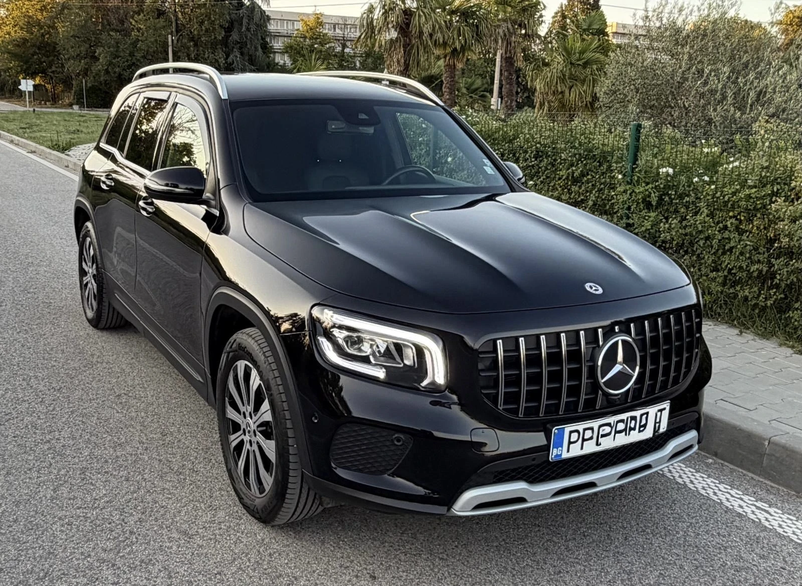 Mercedes-Benz GLB 200, снимка 8 - Автомобили и джипове - 56727658
