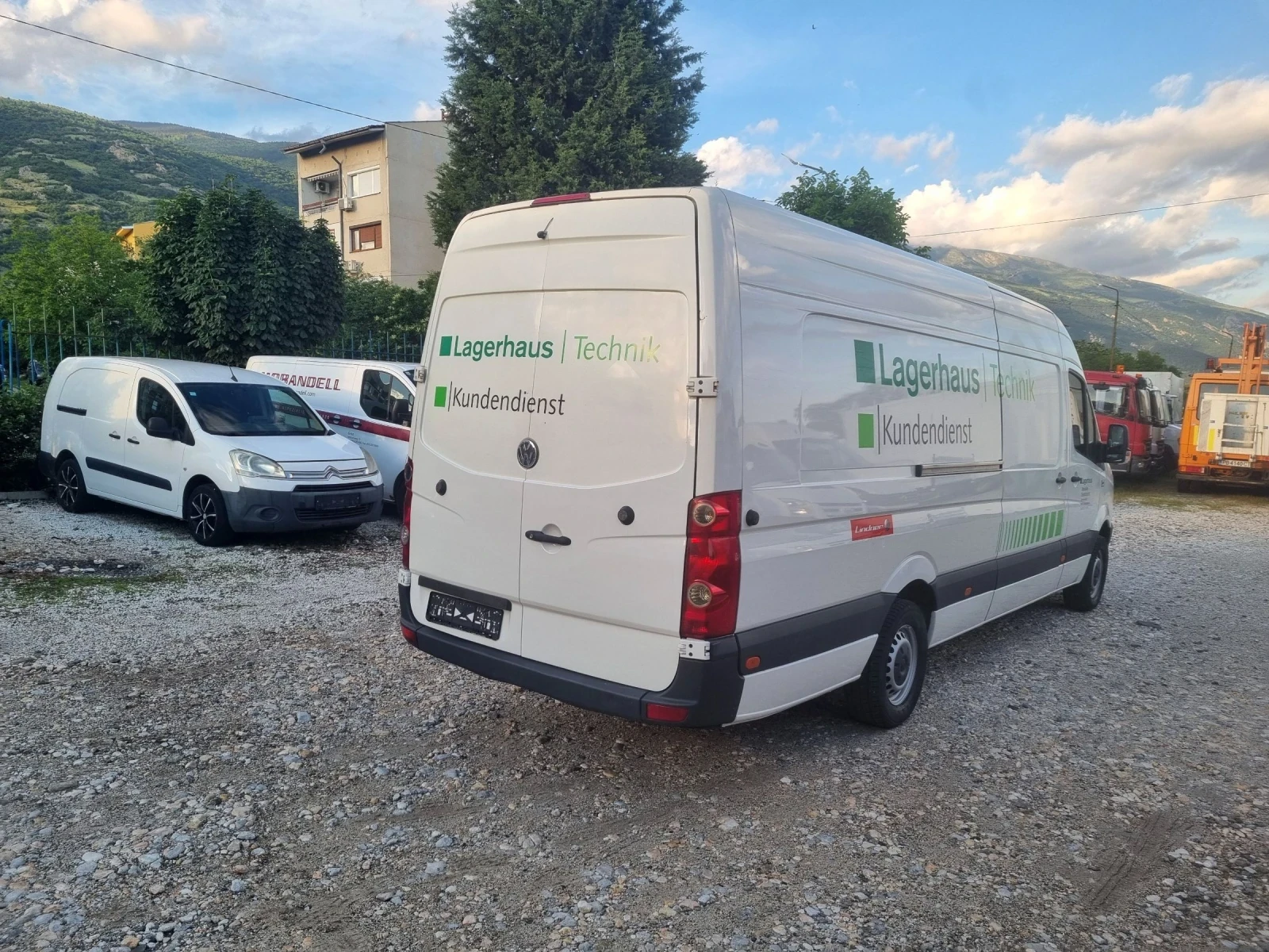 VW Crafter XXl, снимка 4 - Бусове и автобуси - 54839899