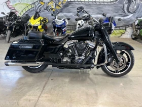 ����� �� �������� �� Harley-Davidson Touring Road King Police