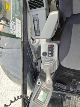 Багер Hitachi ZX 38U-5A, КЛИМАТИК , 3 КОФИ, снимка 16