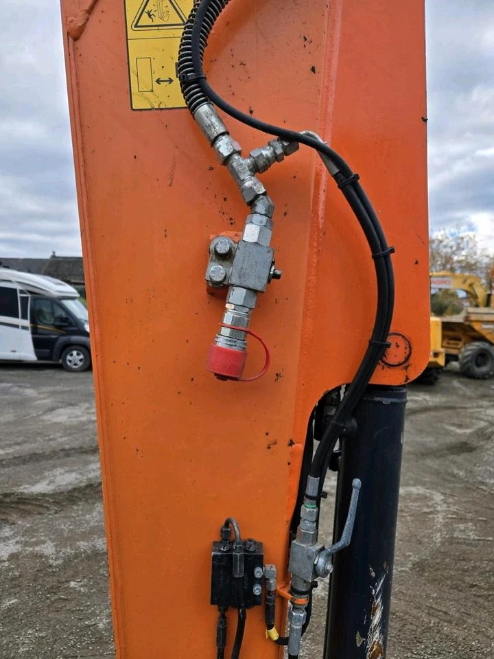 Багер Hitachi ZX 38U-5A, КЛИМАТИК , 3 КОФИ - изображение 10