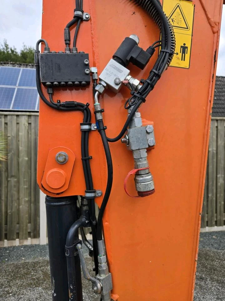 Багер Hitachi ZX 38U-5A, КЛИМАТИК , 3 КОФИ - изображение 9