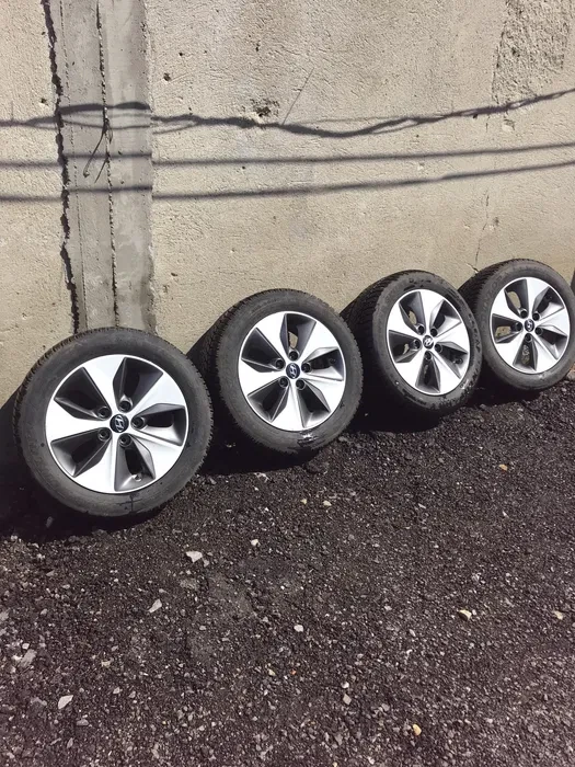 Гуми с джанти Dunlop 205/55R16
