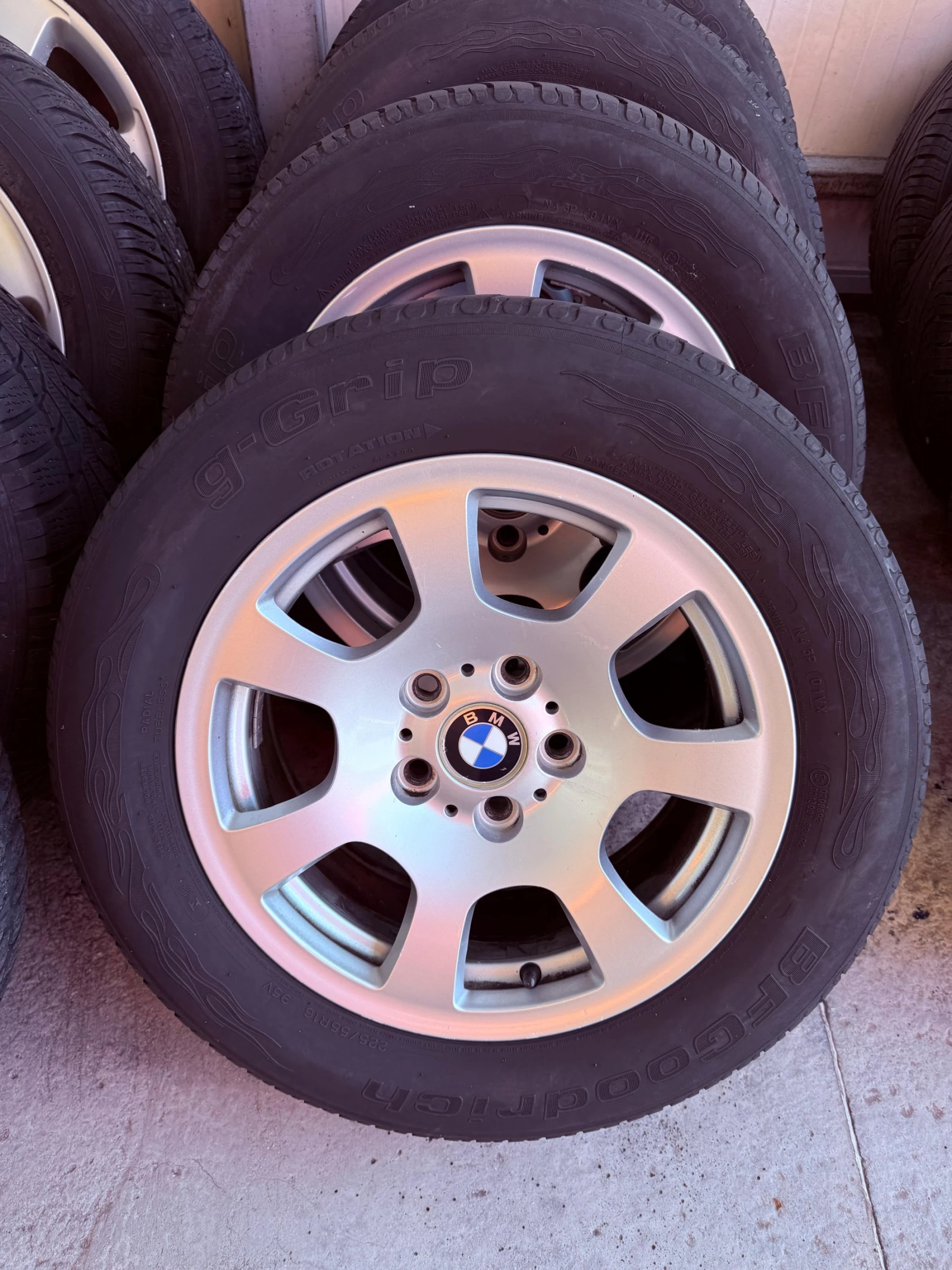 ���� � ������ 225/55R16 �� BMW | Mobile.bg � ����������� 1