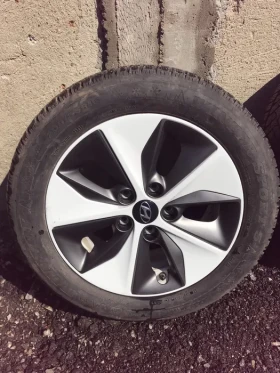 ���� � ������ 205/55R16 �� Hyundai Ioniq | Mobile.bg � ����� ������ 2