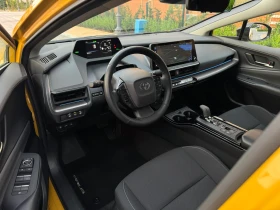 Toyota Prius  = 10 Години Гаранция = Пълна сервизна история = , снимка 9