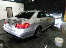 Mercedes-Benz E 63 AMG 5.5L V-8 DI, DOHC, VVT, TURBO | Mobile.bg    6