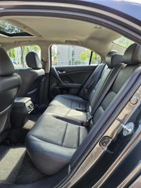 Honda Accord 2.4i-VTEC Executive 89k km - 24900 лв. - 31319037 12