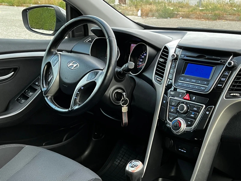 Hyundai I30 1.6CRDI/ИТАЛИЯ, снимка 12 - Автомобили и джипове - 42642462