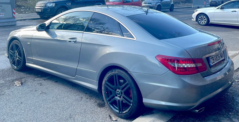 Mercedes-Benz E 350 AMG pack, снимка 4 - Автомобили и джипове - 43991267