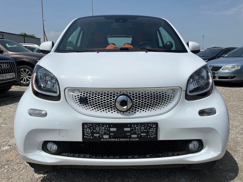 Smart Fortwo 22kw, 100-120km, нави, панорама, лед, снимка 2 - Автомобили и джипове - 45944595