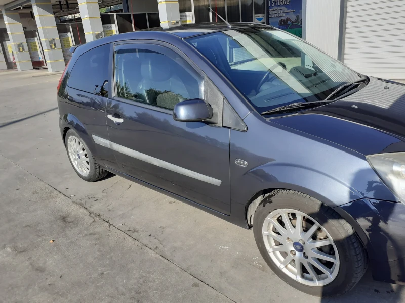 Ford Fiesta, снимка 9 - Автомобили и джипове - 47365194