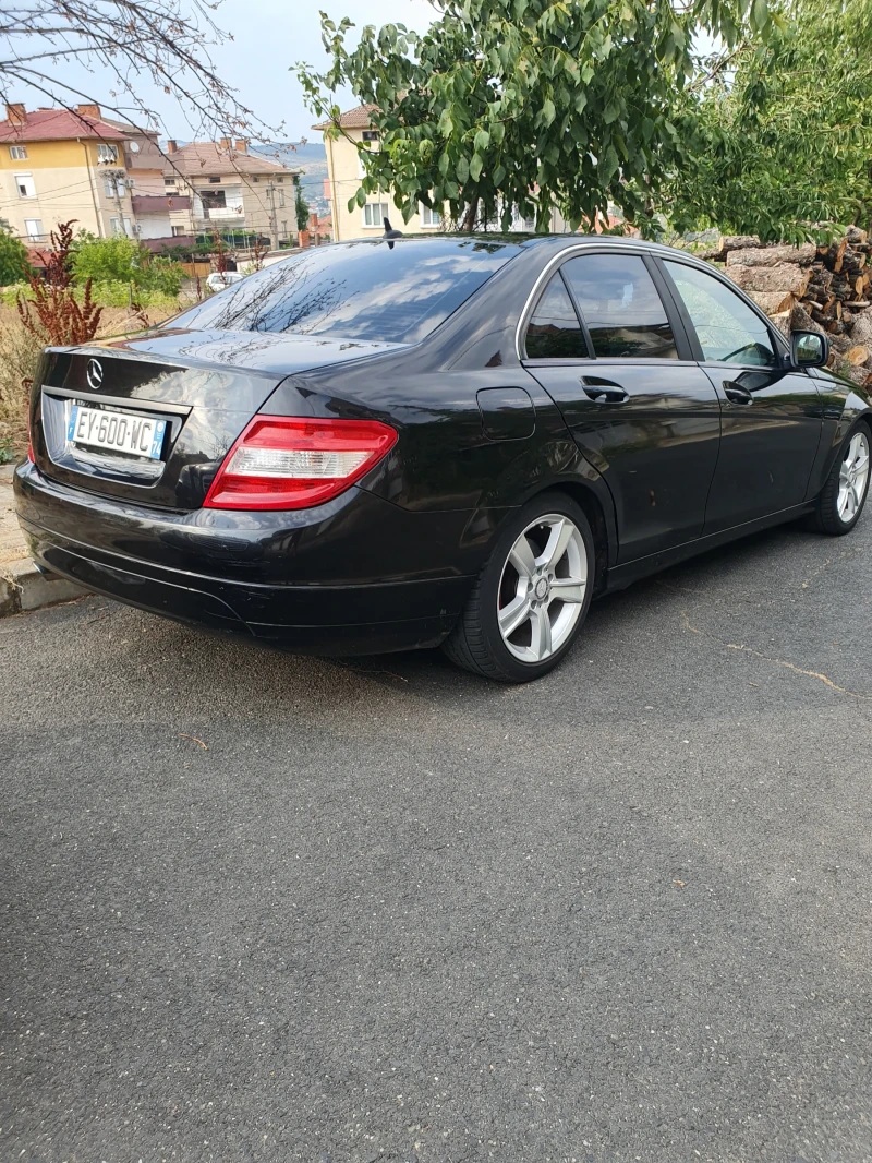 Mercedes-Benz C 200, снимка 2 - Автомобили и джипове - 48339086