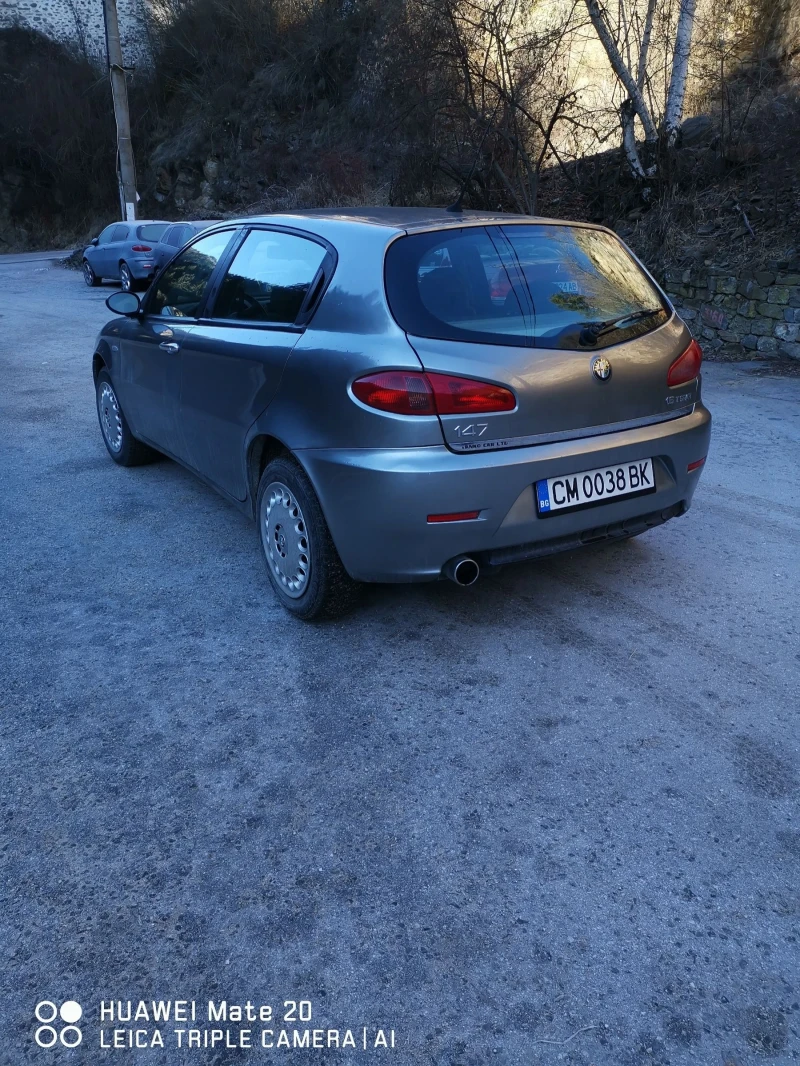 Alfa Romeo 147, снимка 8 - Автомобили и джипове - 48376693