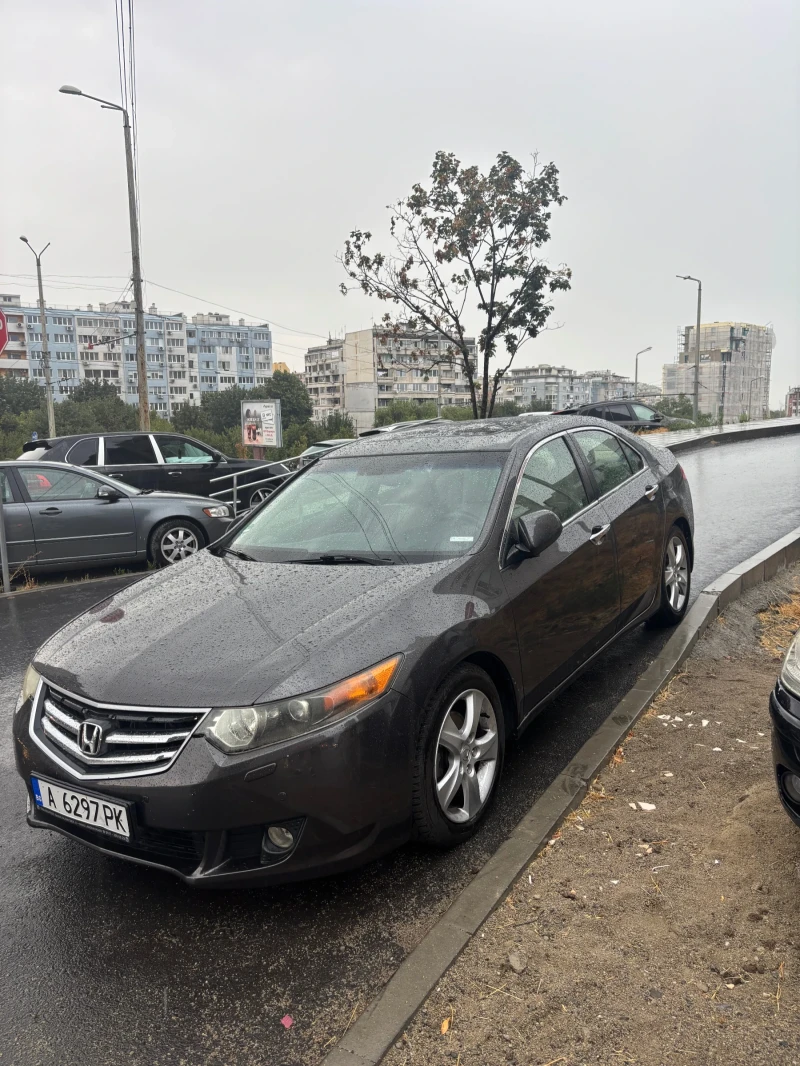 Honda Accord 8 GEN, снимка 13 - Автомобили и джипове - 52596281