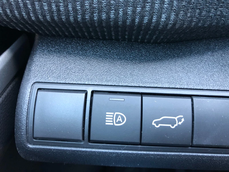 Toyota bZ4X Executive AWD, снимка 16 - Автомобили и джипове - 51567646