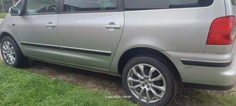 VW Sharan 2.8 4motion gaz, снимка 9 - Автомобили и джипове - 51648900