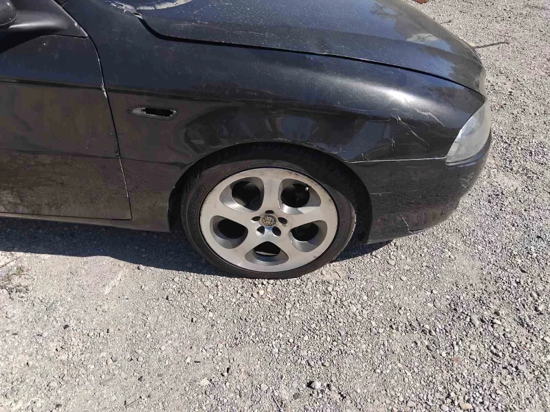 Alfa Romeo 147 1.9 JTD-120 коня климатик FACE LIFT, снимка 14 - Автомобили и джипове - 51824971