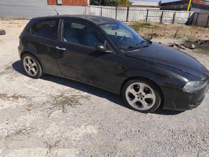 Alfa Romeo 147 1.9 JTD-120 коня климатик FACE LIFT, снимка 2 - Автомобили и джипове - 51824971