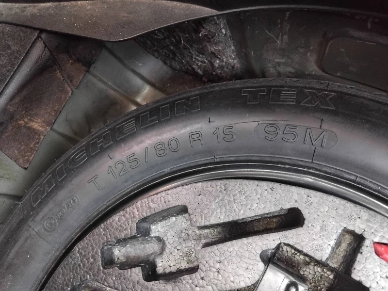 Alfa Romeo 147 1.9 JTD-120 коня климатик FACE LIFT, снимка 12 - Автомобили и джипове - 51824971