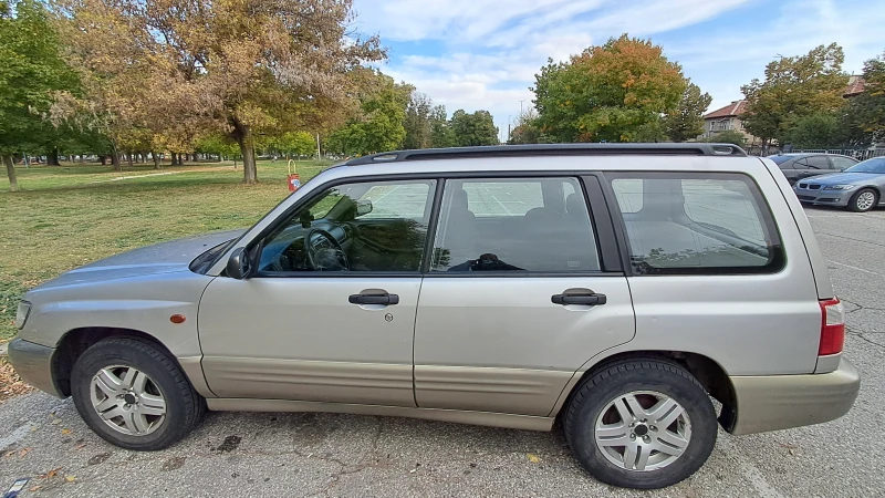 Subaru Forester, снимка 4 - Автомобили и джипове - 52478149