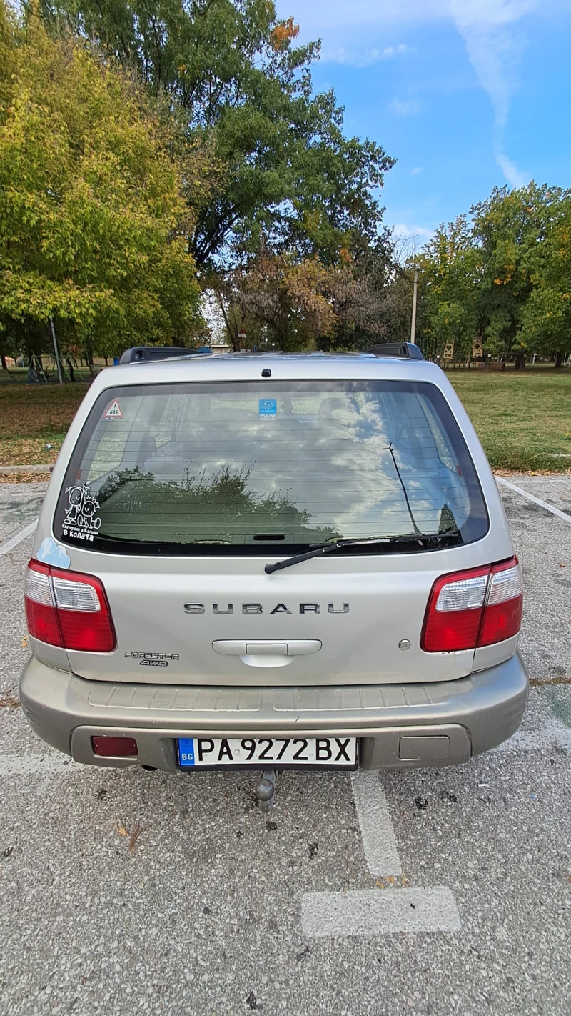 Subaru Forester, снимка 2 - Автомобили и джипове - 52478149