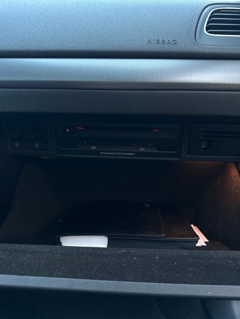 VW Golf 2.0 TDI Lounge, снимка 17 - Автомобили и джипове - 52567923