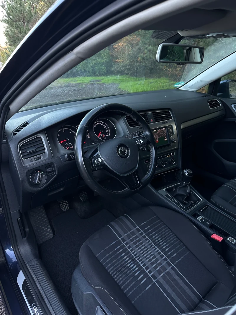 VW Golf 2.0 TDI Lounge, снимка 8 - Автомобили и джипове - 52567923