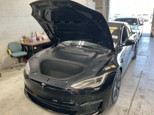 Tesla Model S PLAID CARFAX АВТО КРЕДИТ , снимка 8 - Автомобили и джипове - 49517784