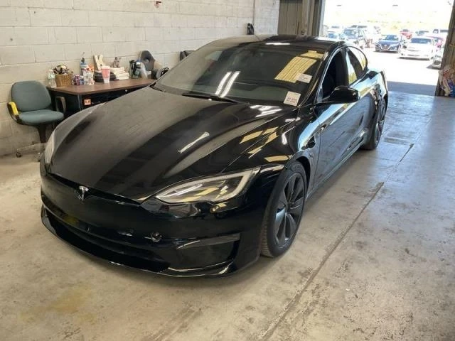 Tesla Model S PLAID CARFAX АВТО КРЕДИТ , снимка 1 - Автомобили и джипове - 49517784