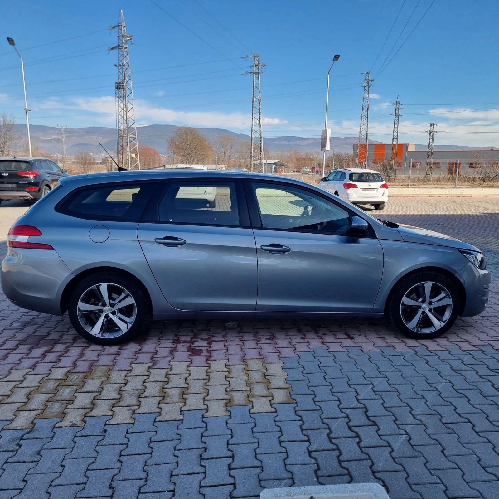 Peugeot 308 1.6 HDI - изображение 6