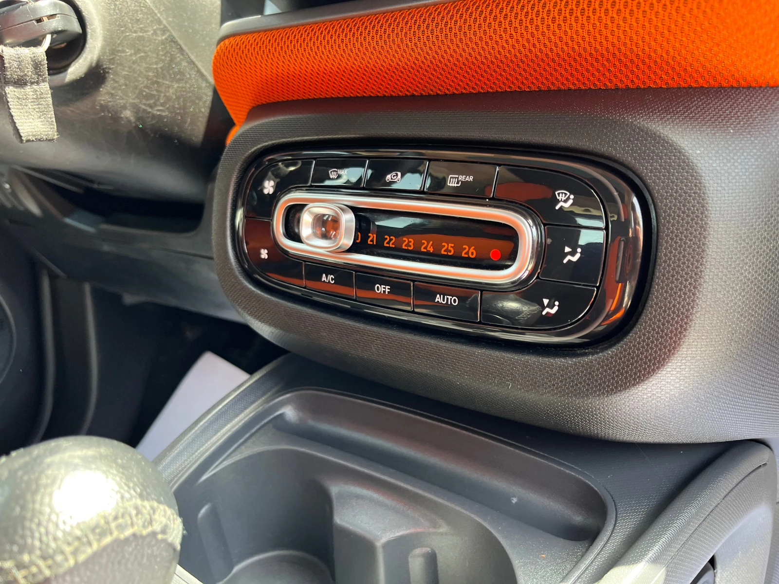 Smart Fortwo 22kw, 100-120km, нави, панорама, лед | Mobile.bg — изображение 11