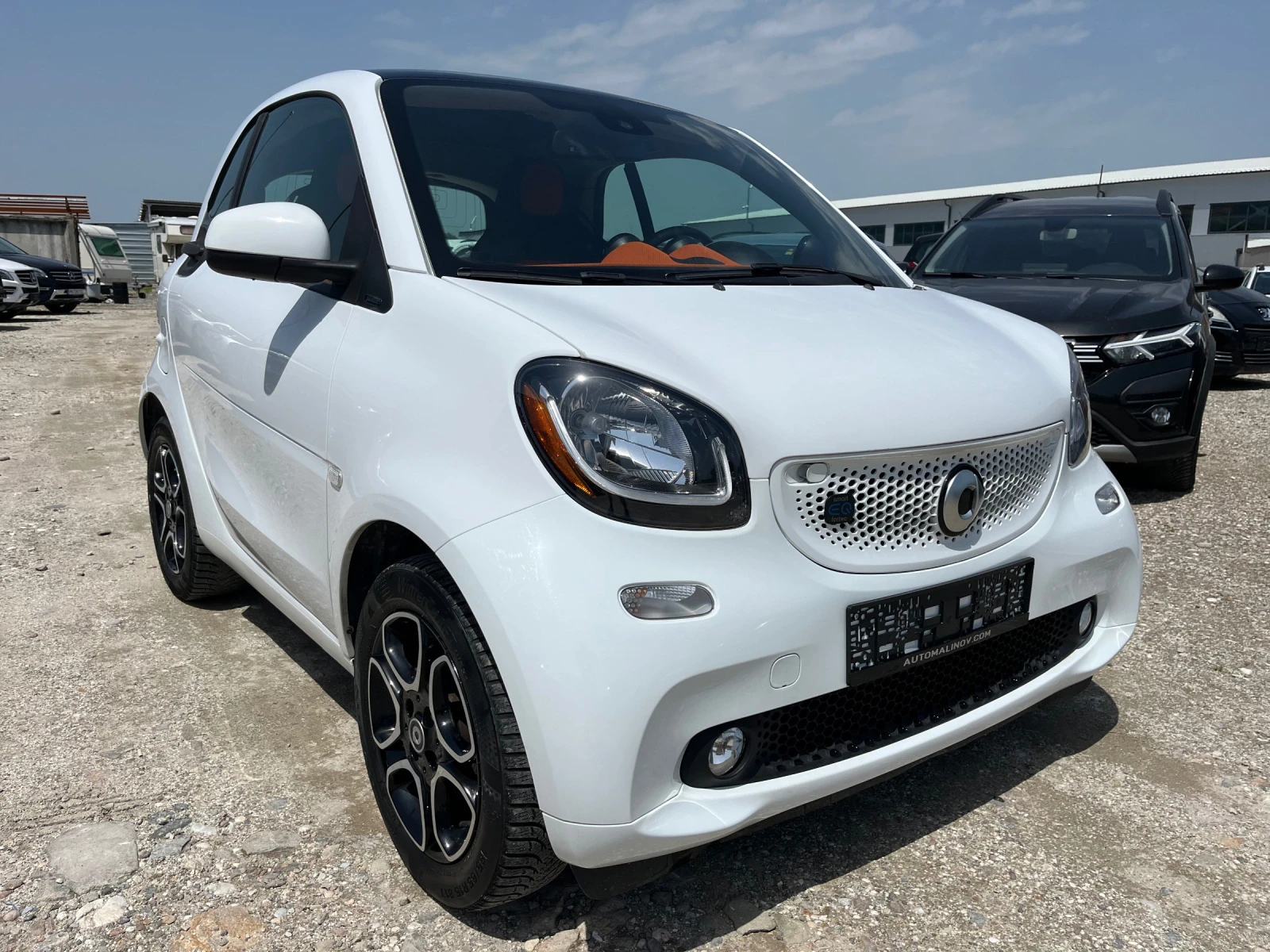 Smart Fortwo 22kw, 100-120km, нави, панорама, лед - изображение 3