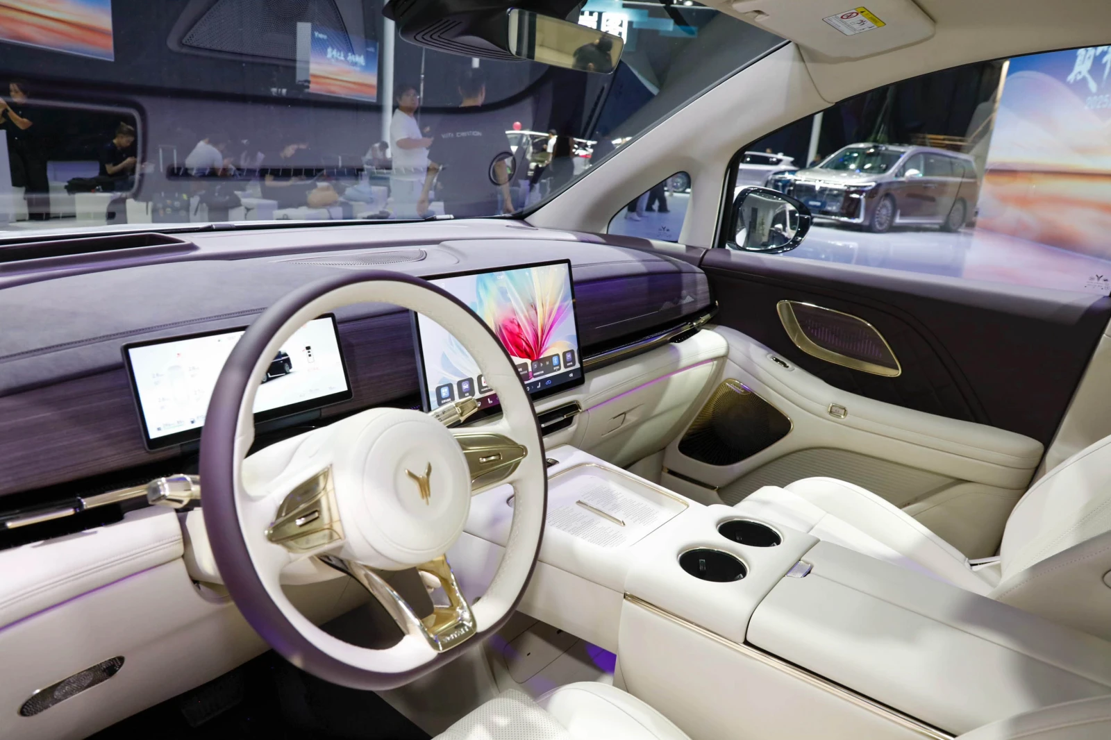 Voyah Free Voyah Dreamer | Mobile.bg � ����������� 9