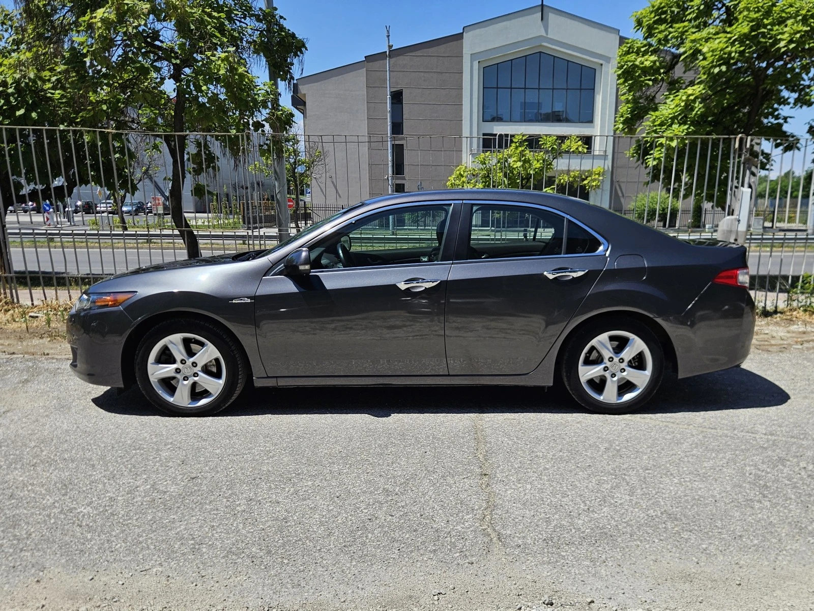 Honda Accord 2.4i-VTEC Executive 89k km - изображение 4